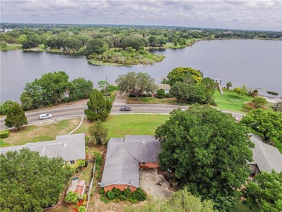 2nd image of 960 Lake Elbert Dr SE
