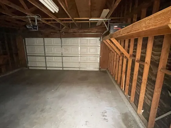 12719 Navajo Place, 12719 Navajo Pl #4, Apple Valley, CA 92308