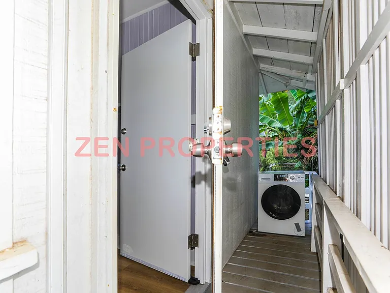 2361B E Manoa Rd — Photo 23