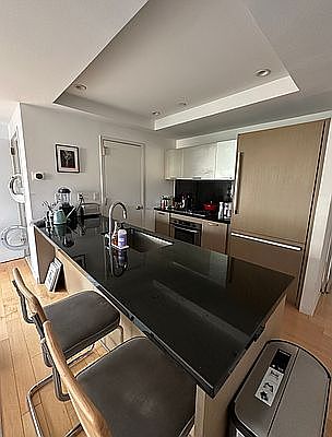 4th image of 560 Carroll St APT 4A
