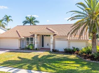 560 NW 110th Ave, Plantation, FL 33324