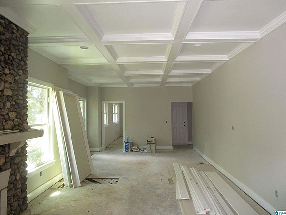 3rd image of 4904 6th Ave S