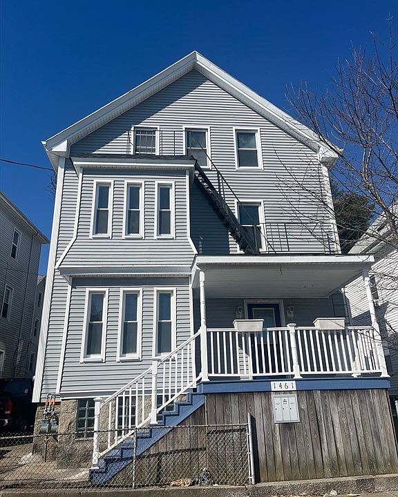 1st image of 1461 Pleasant St