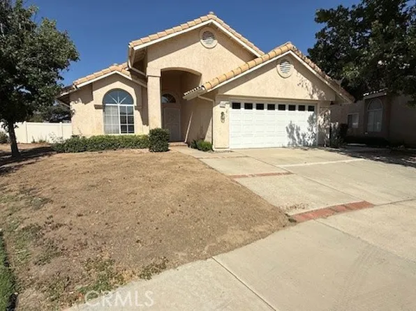 802 S Bay Hill Rd, Banning, CA 92220