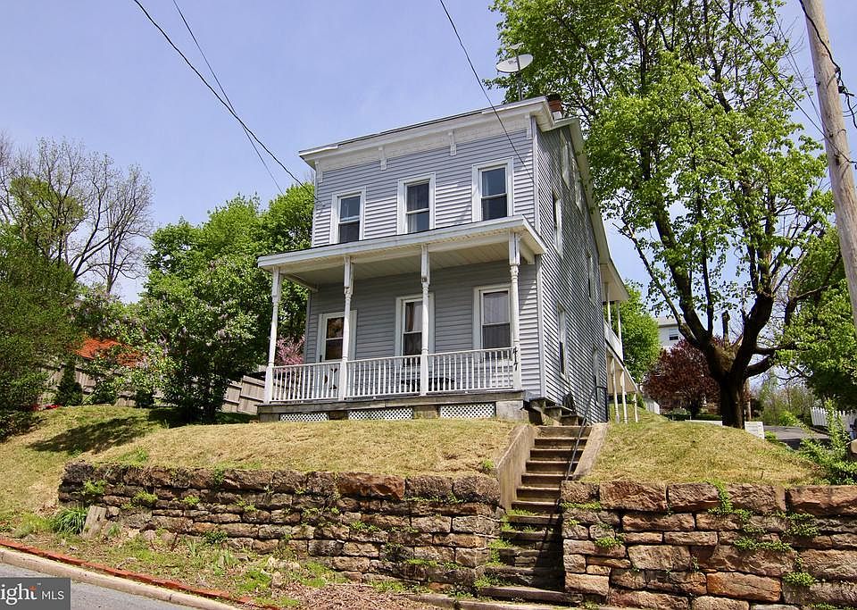 1st image of 417 S Saint Peter St