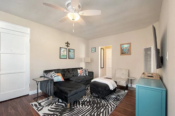 717 Whiting Ct — Photo 27