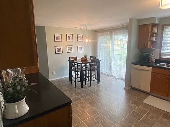 4th image of 807 Townview Dr