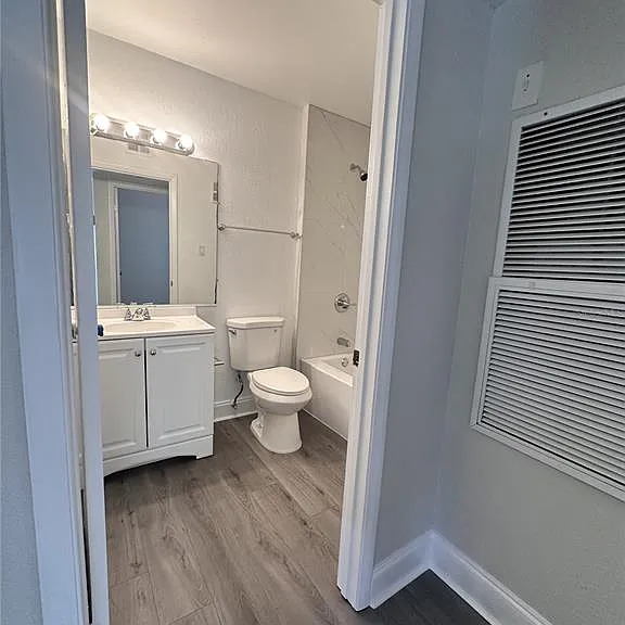 15300 SW 106th Ter #520 — Photo 3