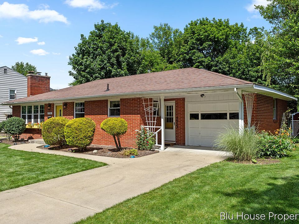1st image of 1918 Englewood Dr SE
