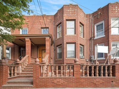 2106 Rene Ct, Flushing, NY, 11385