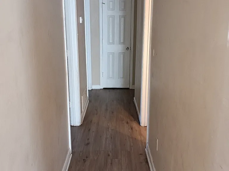1745 Graceland Cv — Photo 14