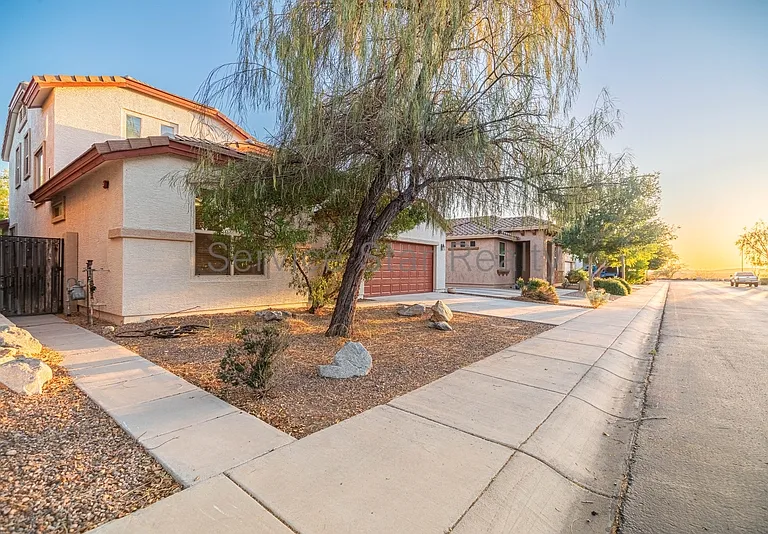 7383 W Milton Dr — Photo 3