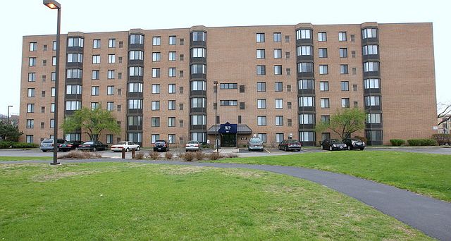 1st image of 637 E Woodland Park #210