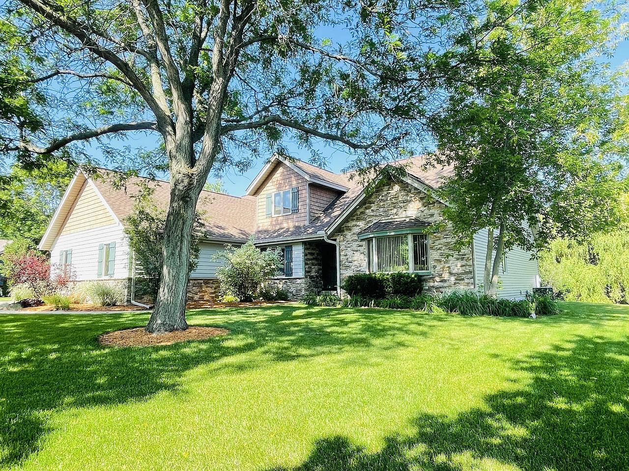 7912 Scenic View Dr, Wind Lake, WI 53185 Zillow