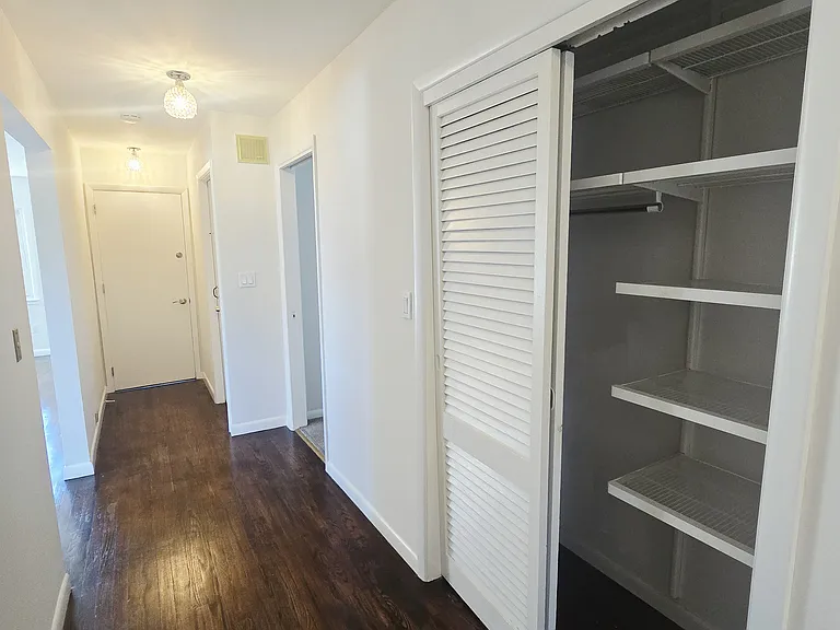 Frazier Pl — Photo 15