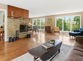 8618 Caroline Dr, Glenside, PA 19038