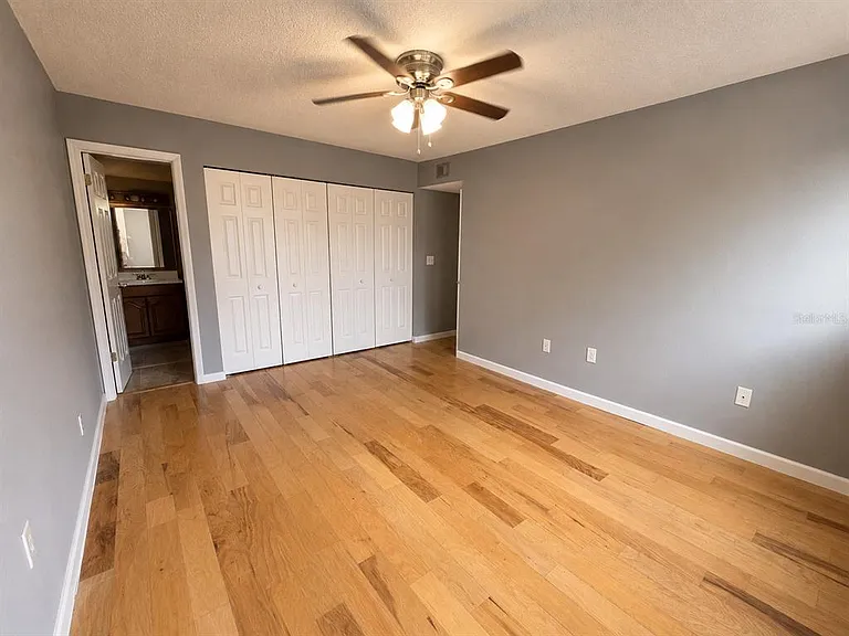 940 Lake Destiny Rd #G — Photo 11