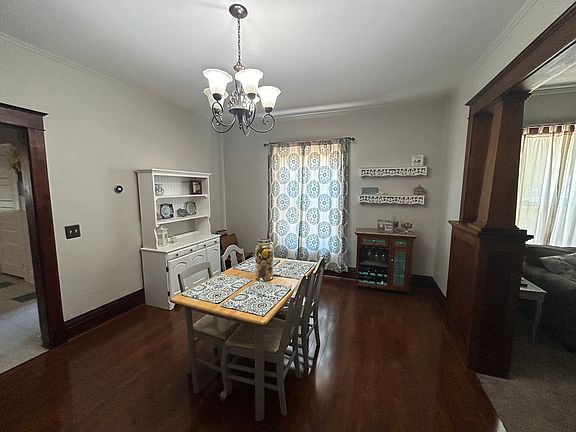 3rd image of 1514 Pennoyer Ave #1