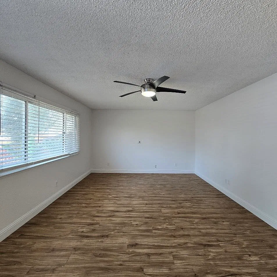 4 bed, 1408 sqft, $2,500 — Photo 3