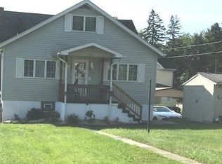 504 S 5th St, Youngwood, PA