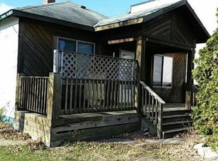 214 Lindbergh Dr S, Little Falls, MN 56345