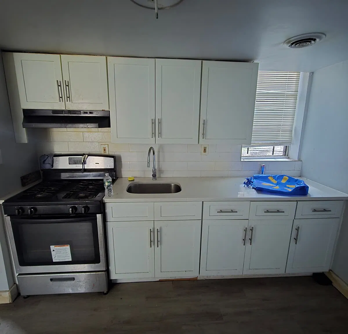2 bed, $1,900 — Photo 1