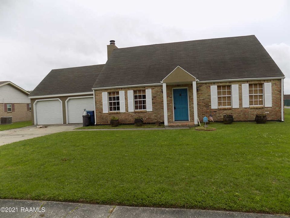 1st image of 288 Lark Dr