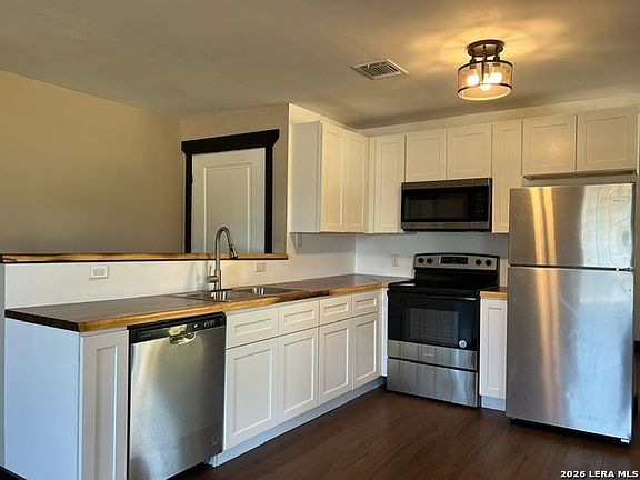 4th image of 1614 Private Road 1518