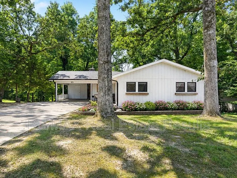 Cumberland Subdivision — Photo 1