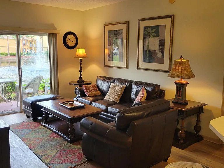Amazingly decorated living room