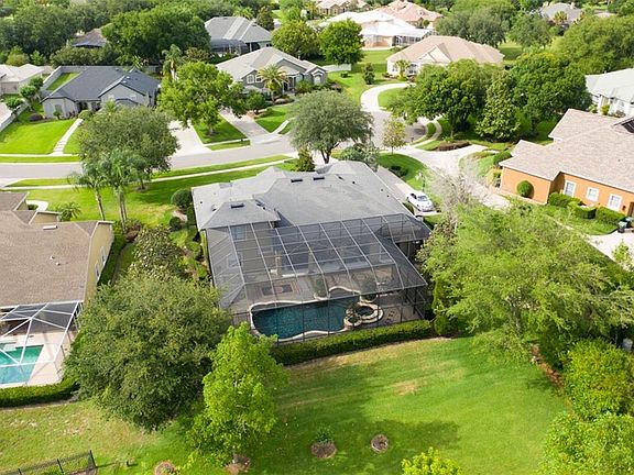 5th image of 9530 Kingsbury Ct