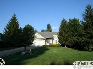 3402 Timberview Trl, Lapeer, MI 48446