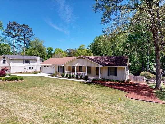 3rd image of 58 Wagon Wheel Ct SE