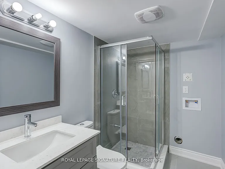 854 Yates Dr #LOWER — Photo 12