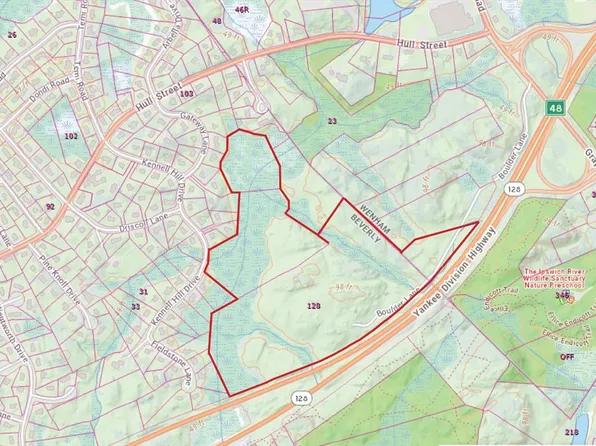 128 Boulder Ln, Beverly, MA 01915