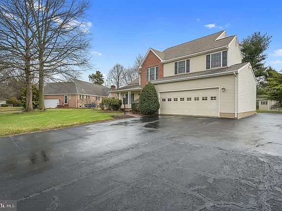 2nd image of 537 Owens Brooke Dr