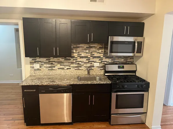 1523 W 18th Pl #G, Chicago, IL 60608