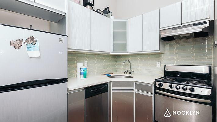 1st image of 190 Jefferson St #1A