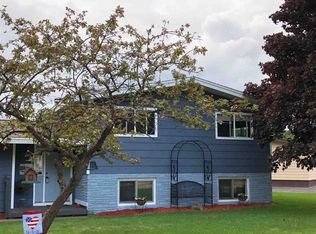 985 Wabash St, Ishpeming, MI 49849