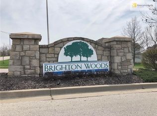 8316 N Kensington Ave, Kansas City, MO 64119