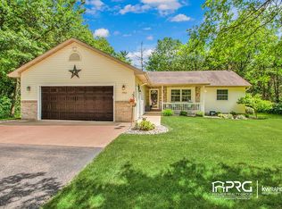 7710 S Circle Dr, Wisconsin Rapids, WI 54494