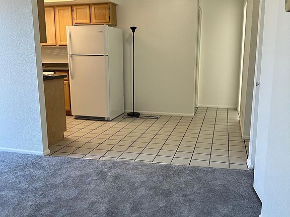 4th image of 1030 E Quail Vista Ct