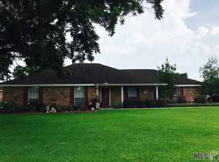 40031 Parker Rd, Prairieville, LA 70769