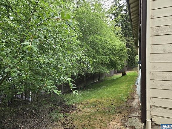5th image of 1239 Campbell Ave