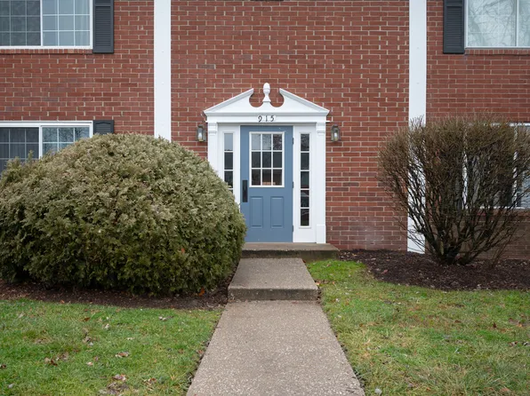 915 Hoover Village Dr, Indianapolis, IN 46260