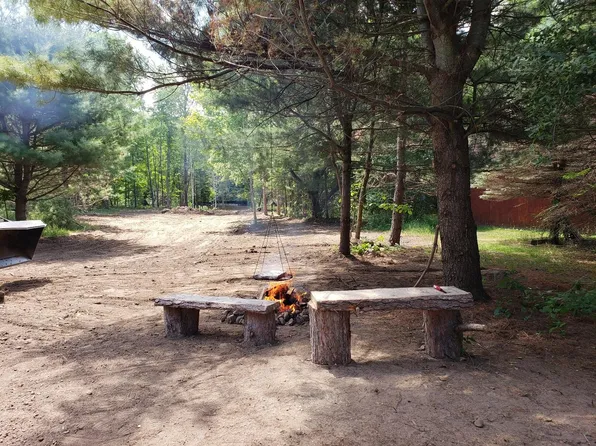 18891 Stonehouse Rd, Hersey, MI 49639