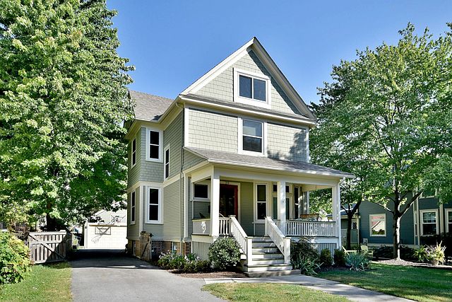 1st image of 29 Brewster Ave