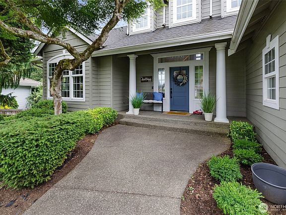 3rd image of 1927 80th Avenue SE