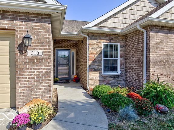 4th image of 310 Westmoor Dr
