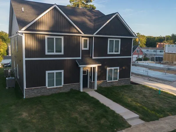 1200 N Woodburn Ave, Bloomington, IN 47404